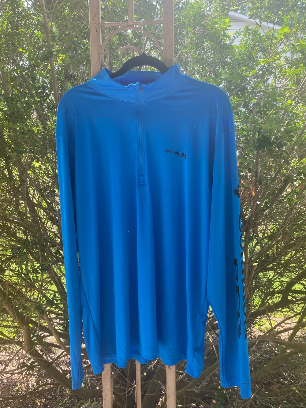 Columbia Bright Blue Long Sleeve  Quarter Zip Pullover New without tags